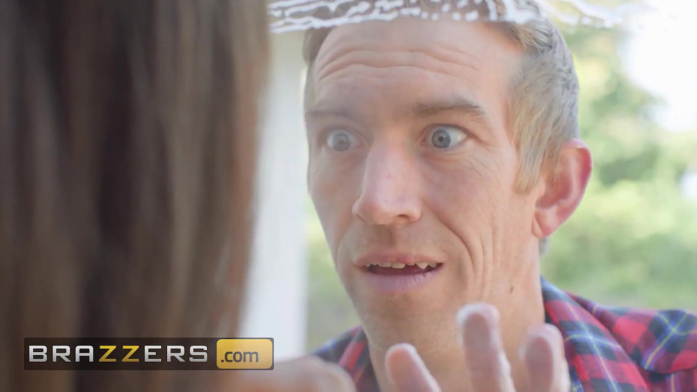 Brazzers – Ruby Sims Teases The Window Cleaner With Her Lingerie & Body Before Letting Him Fuck Her