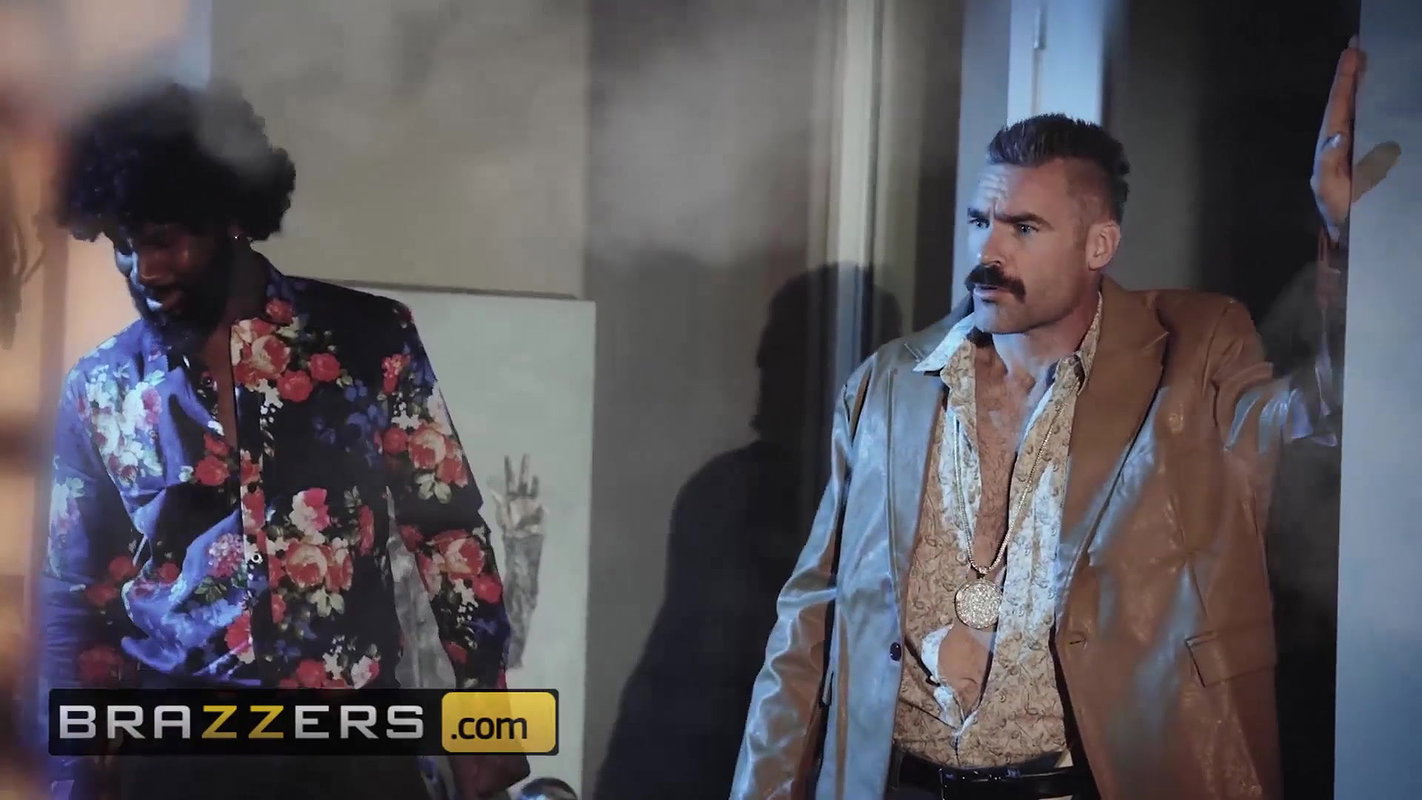 Brazzers – Small tit vampire Kendra Spade gets fucked by dilf