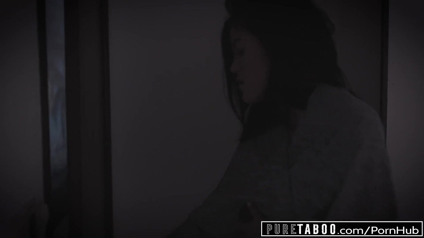 PURE TABOO 18yo Step-Sister Longs 2 Try ANAL with Bro