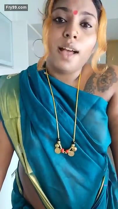 Tamil NRI Bhabhi Braless Cooking