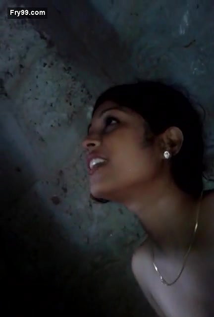 Desi sexy bhabi hot face