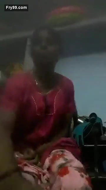 Tamil Bhabhi shows Boobs and Pussy