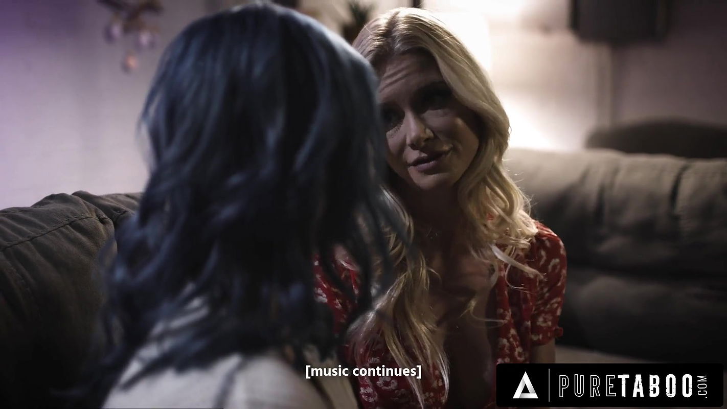 PURE TABOO PAWG Jewelz Blu Gets Tricked Into Scissoring Her Scheming Landlady Serene Siren