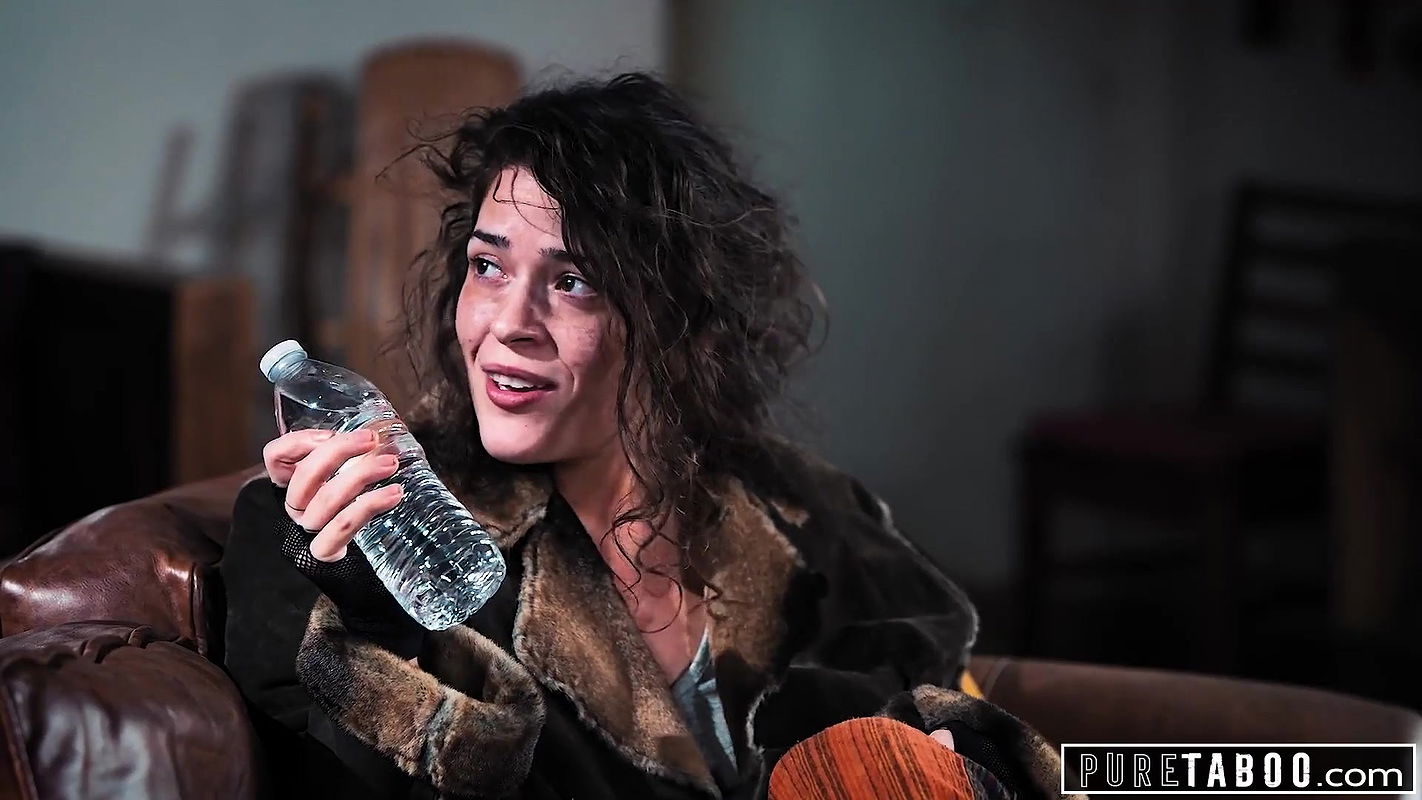 PURE TABOO Victoria Voxxx Knows How To Get What She Wants