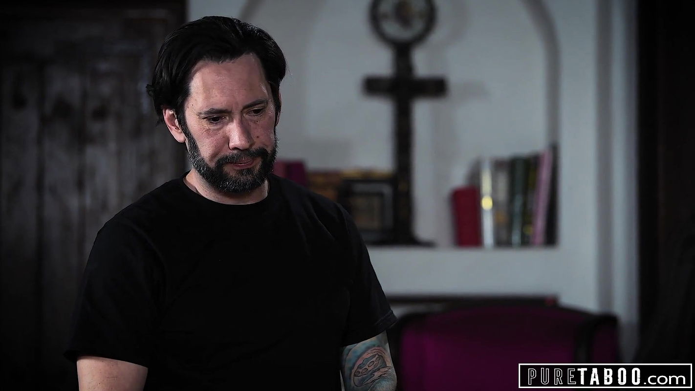 PURE TABOO Victoria Voxxx Knows How To Get What She Wants