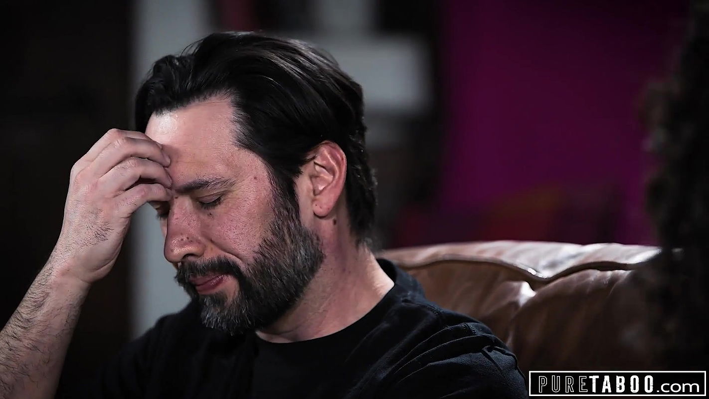 PURE TABOO Victoria Voxxx Knows How To Get What She Wants