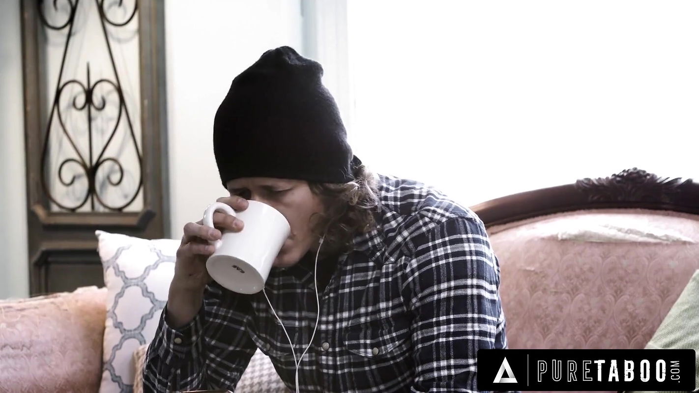 PURE TABOO Wannabe Exhibitionist Begs Cheating Boyfriend For Risky Public Sex