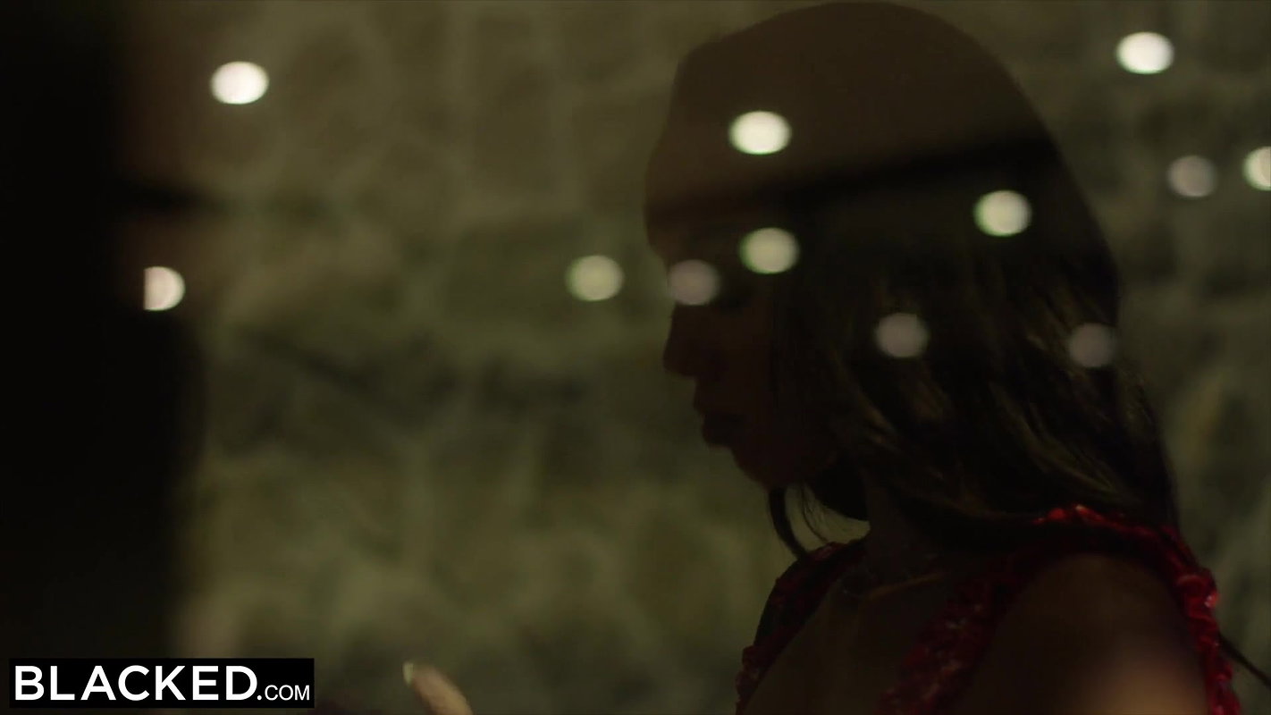 BLACKED BBC-Hungry BFFs Alexis & Emily have hot threesome