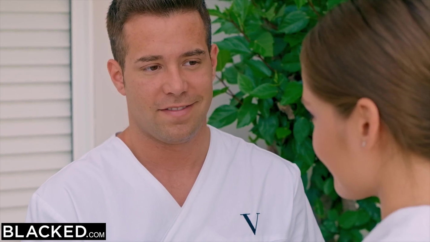 BLACKED BBC-hungry Kaisa & Eveline seduce hotel employee