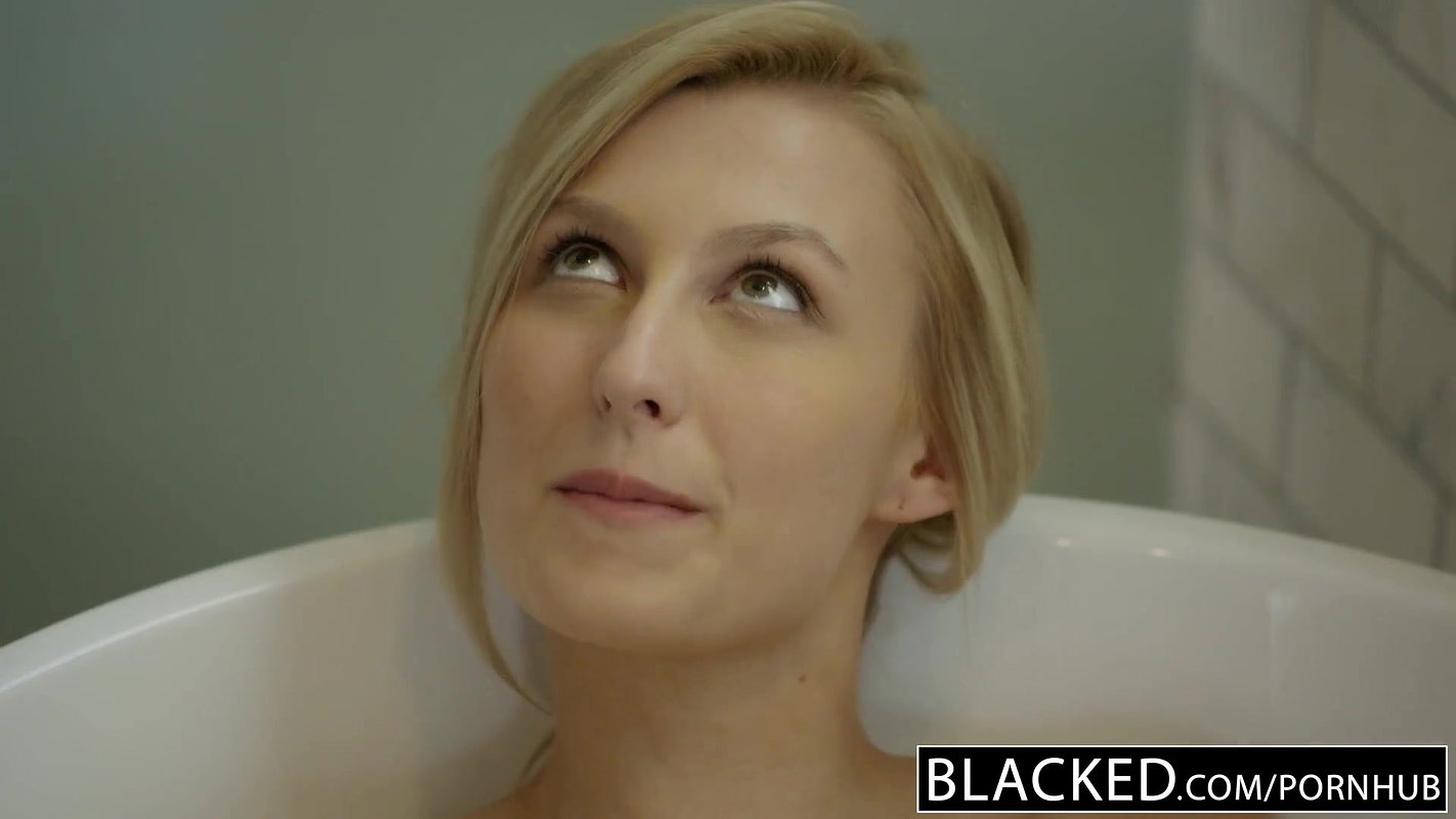BLACKED Blonde Girlfriend Alexa Grace Cheats with BBC