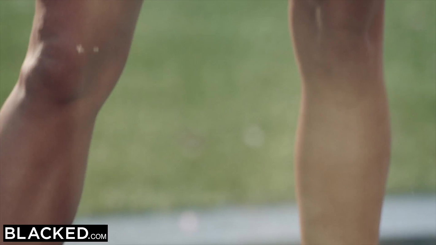 BLACKED College Alexis seduces her hubby