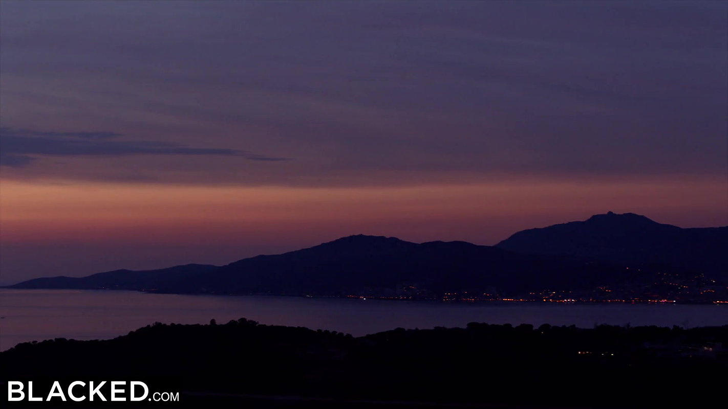 BLACKED Eve gets back at her cheating boyfriend