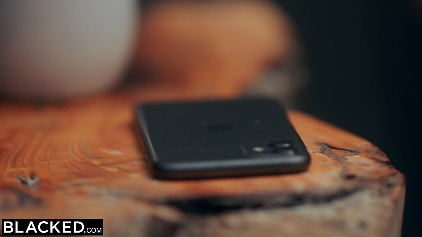 BLACKED Gorgeous influencer Gianna can’t resist a fan’s BBC