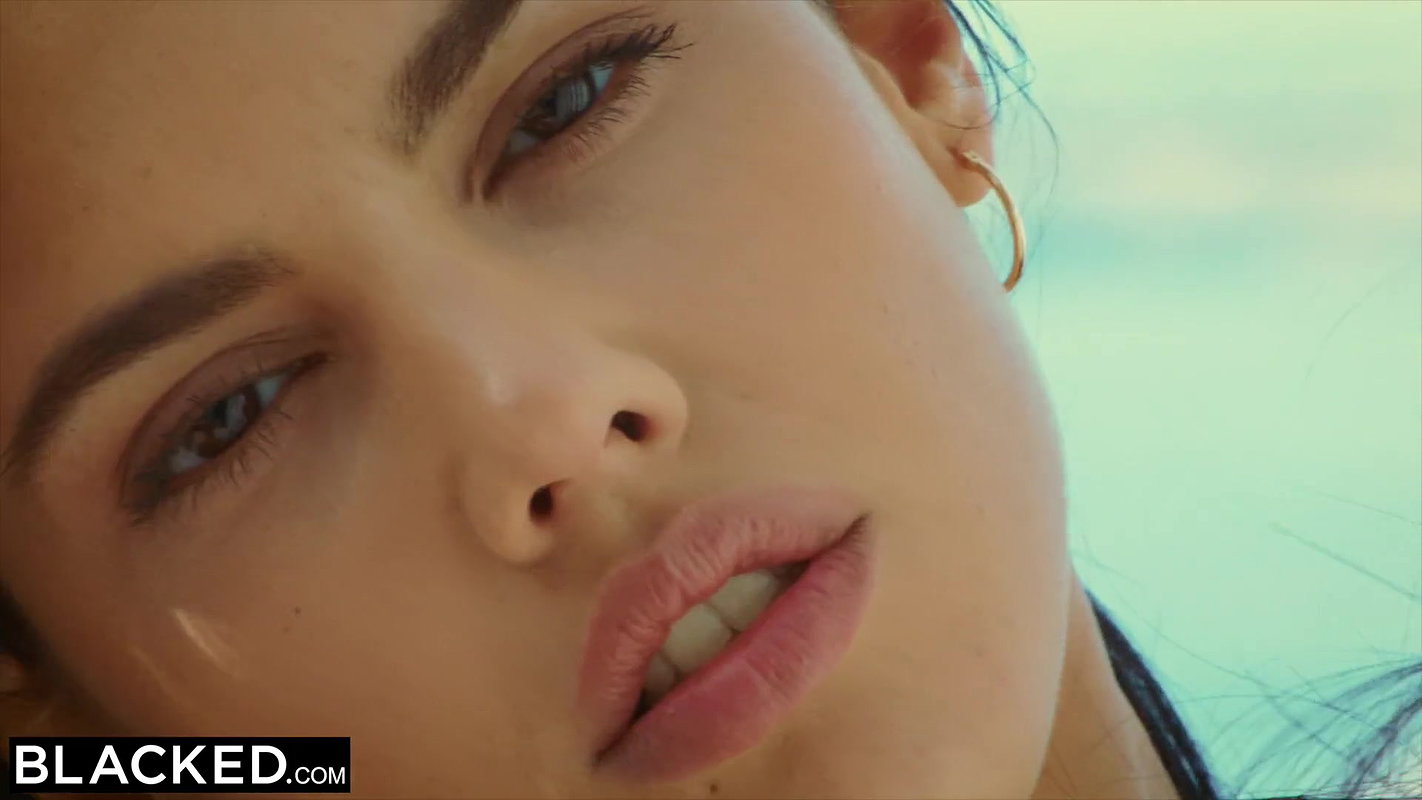 BLACKED Hot Spanish Model Hooks Up With BBC On Spring Break In Ibiza