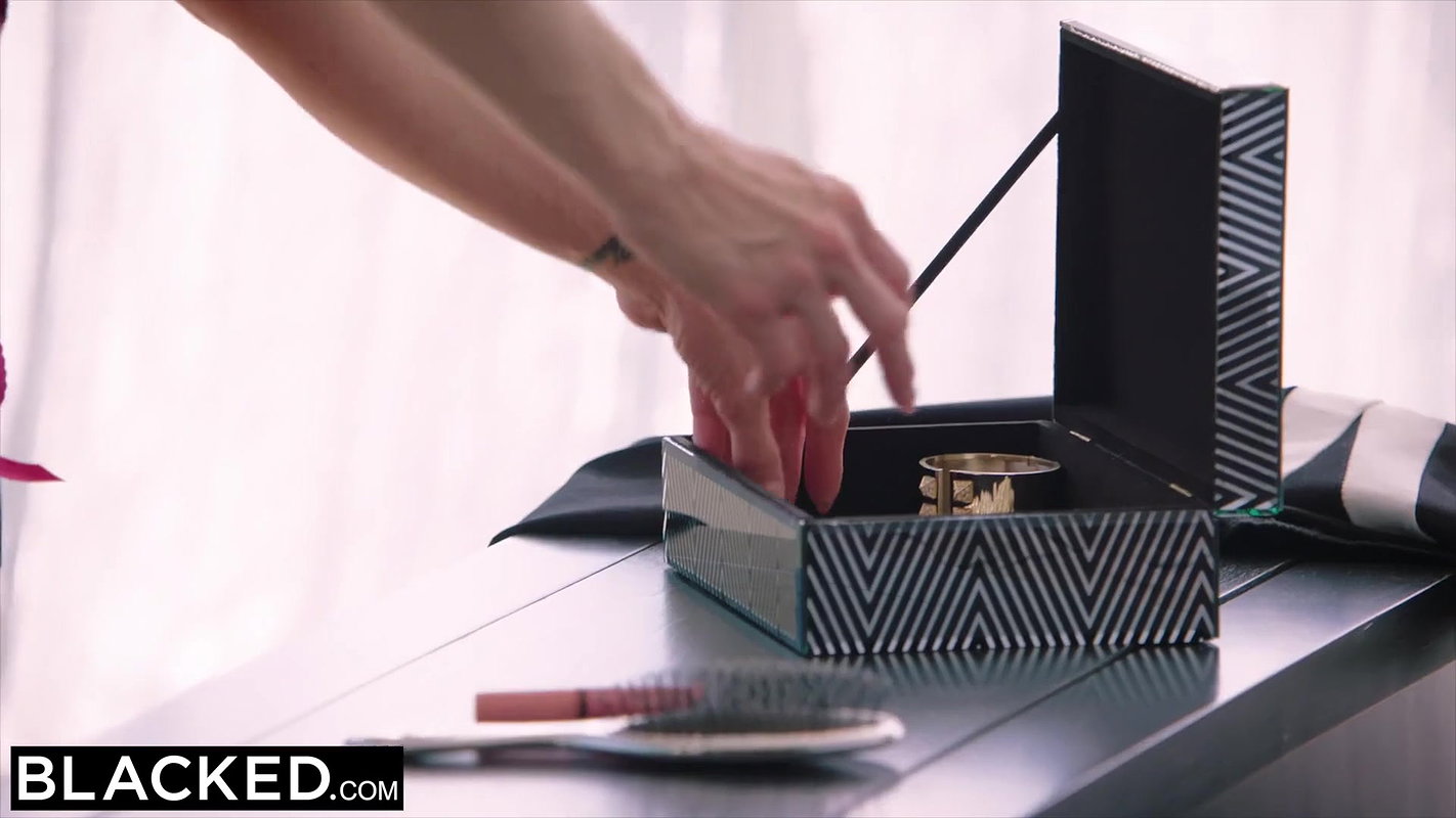 BLACKED Hot Trophy Wife Fucks BBC in Husband’s Bed