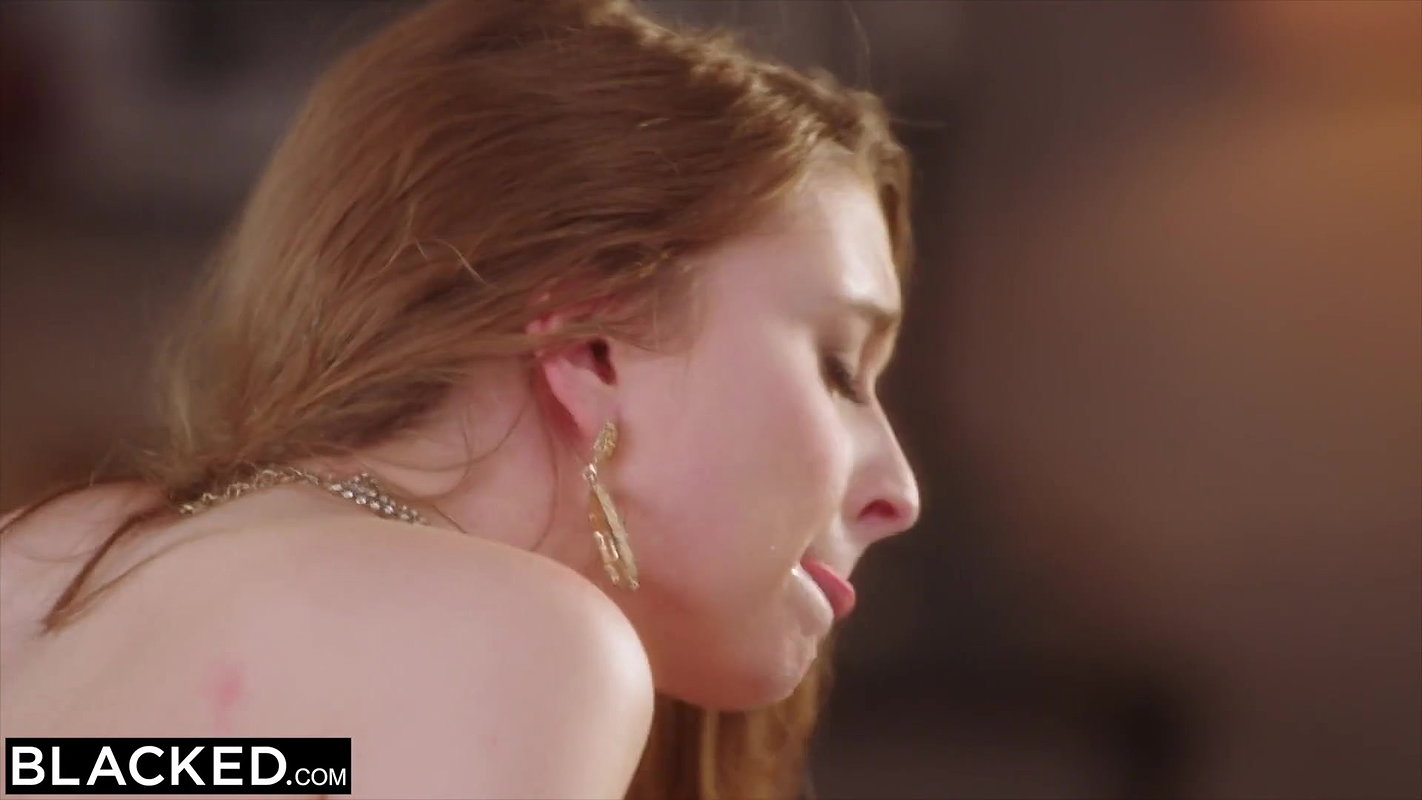 BLACKED Sexy hotwife Laney gives Isiah the ride of his life