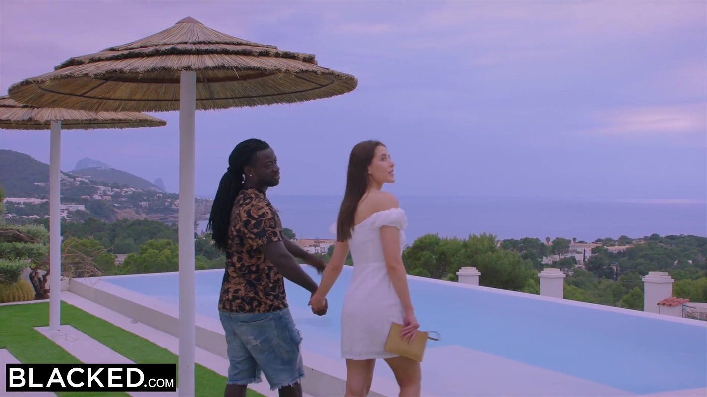 BLACKED She just wanted to meet him but couldn’t resist his BBC