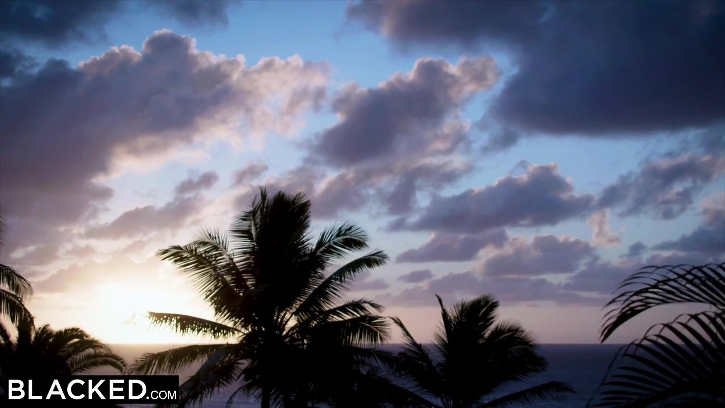 BLACKED She woke up early so her boyfriend wouldnt notice she was gone