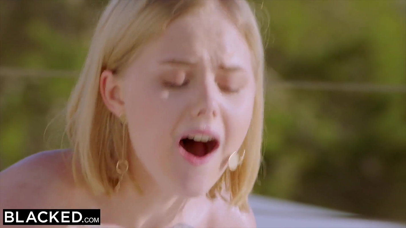 BLACKED She’s usually professional but when this bull checked in everything