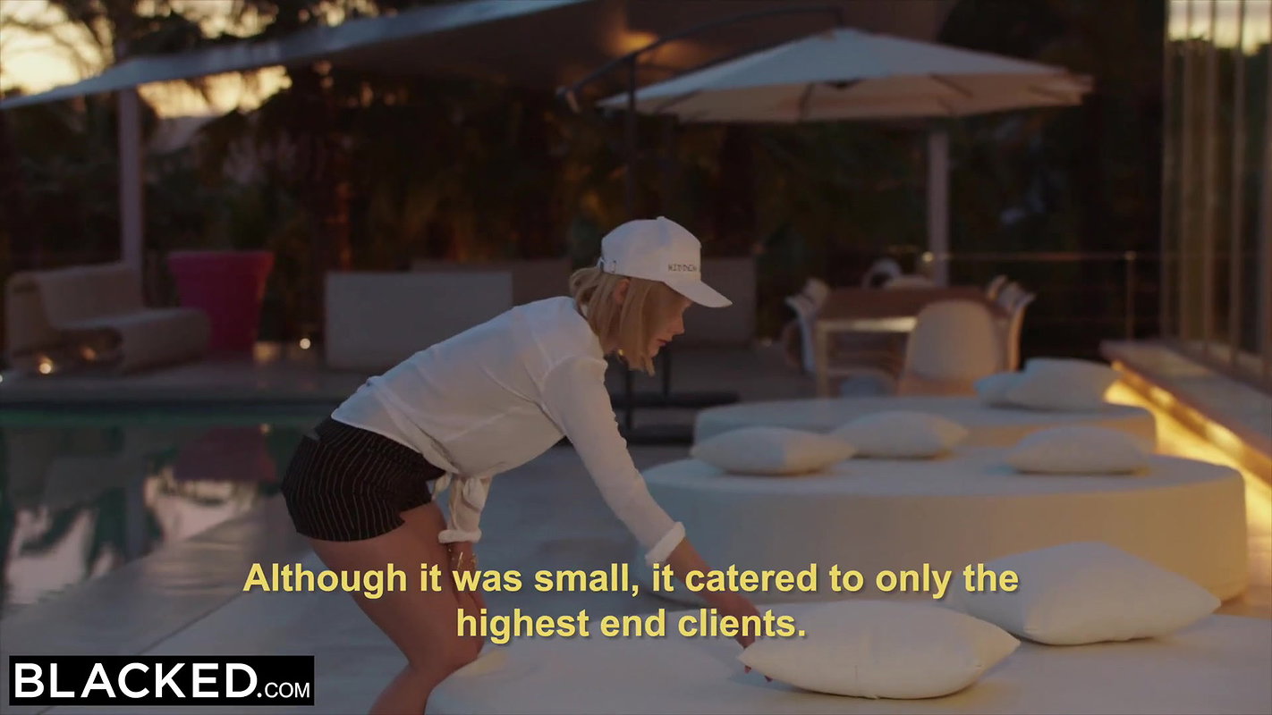 BLACKED She’s usually professional but when this bull checked in everything