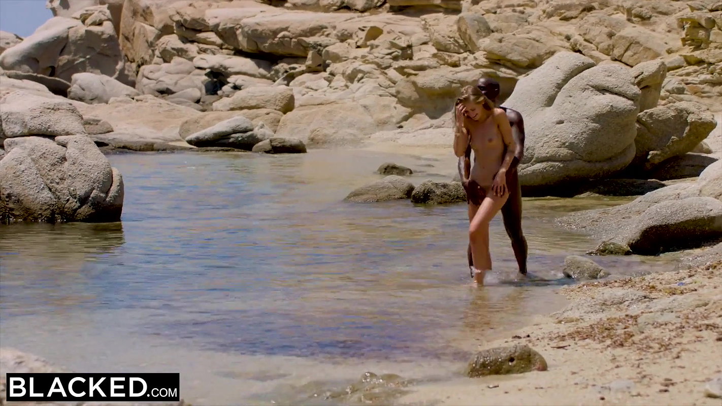 BLACKED Strong black man fucks blonde tourist on the beach