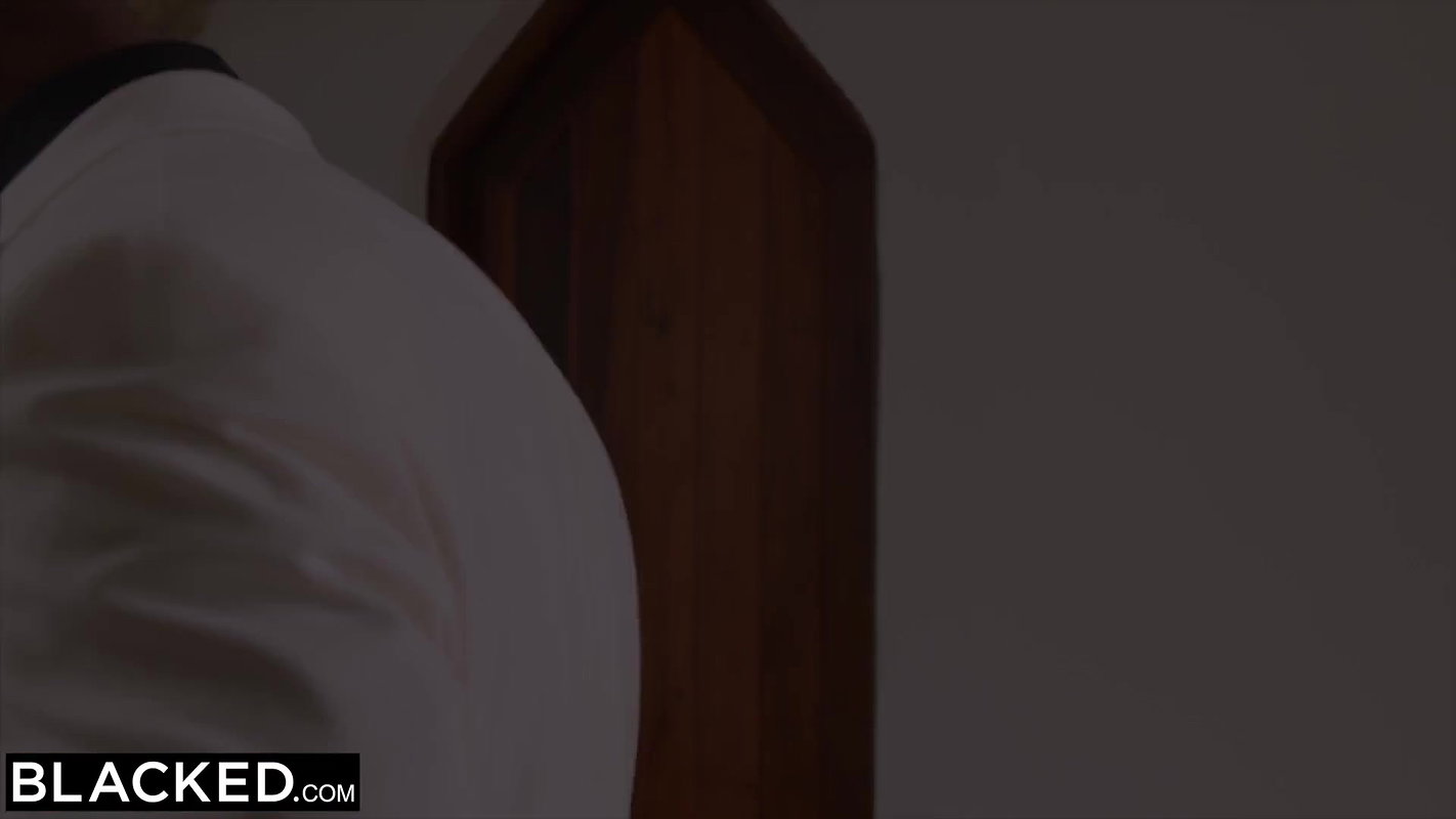 BLACKED Thick hot Blonde Miss Jackson gets a BBC creampie