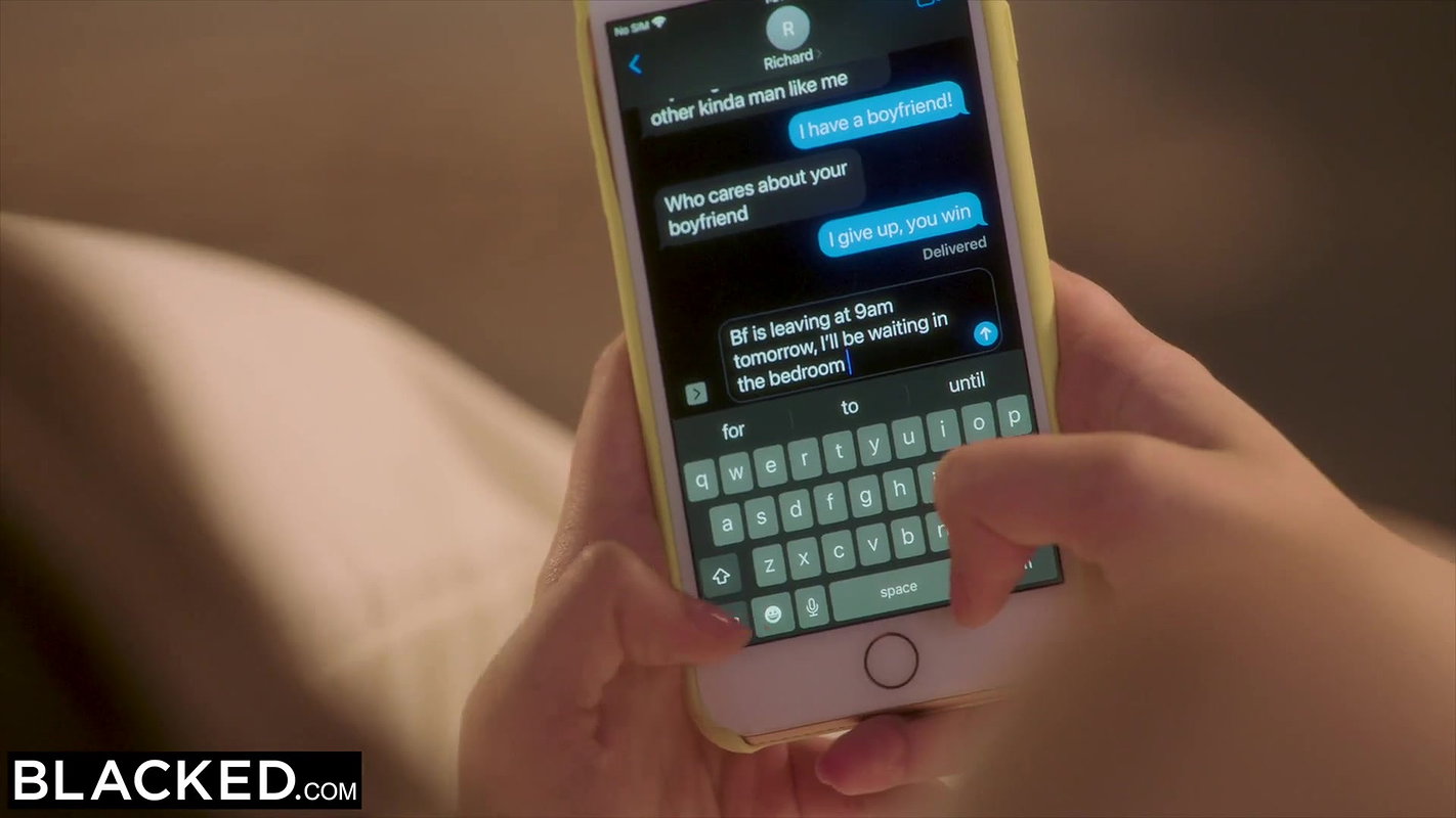 BLACKED Thirsty baddie Gizelle dumps boring BF for BBC