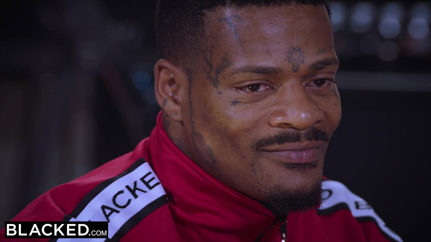 BLACKED This intern couldn’t resist all the BBC around her