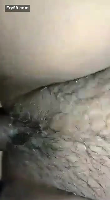 Bhabhi with mehndi hand,fucking