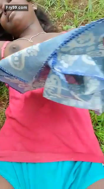 Desi village girl outdoor fucking