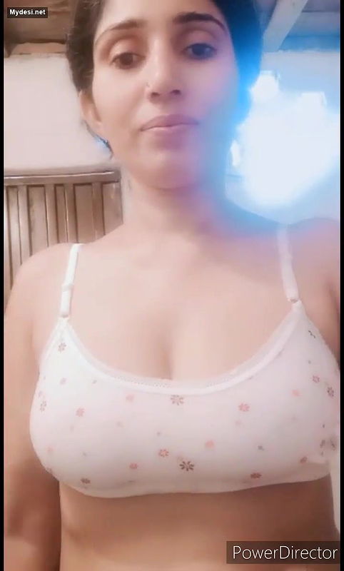 Pk sexy wife hot fgr