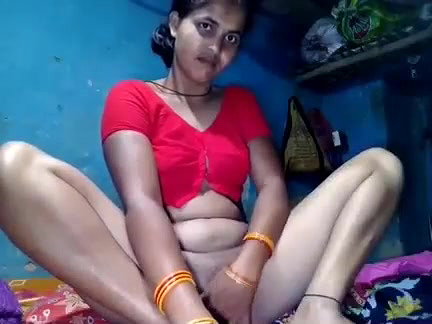 Village Bhabi Masturbating
