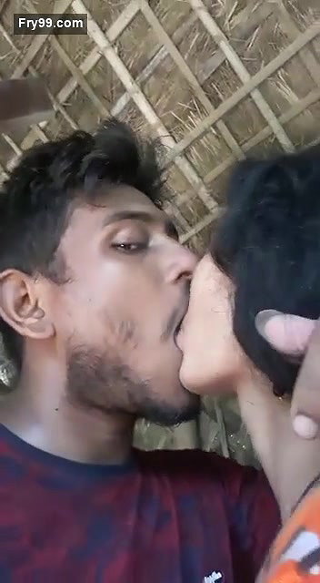 Desi lover hot kiss