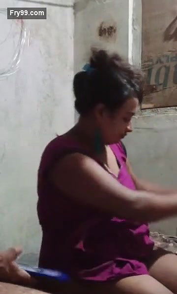 BEAUTIFUL DESI BHABHI DRESSING UP AFTER SEX