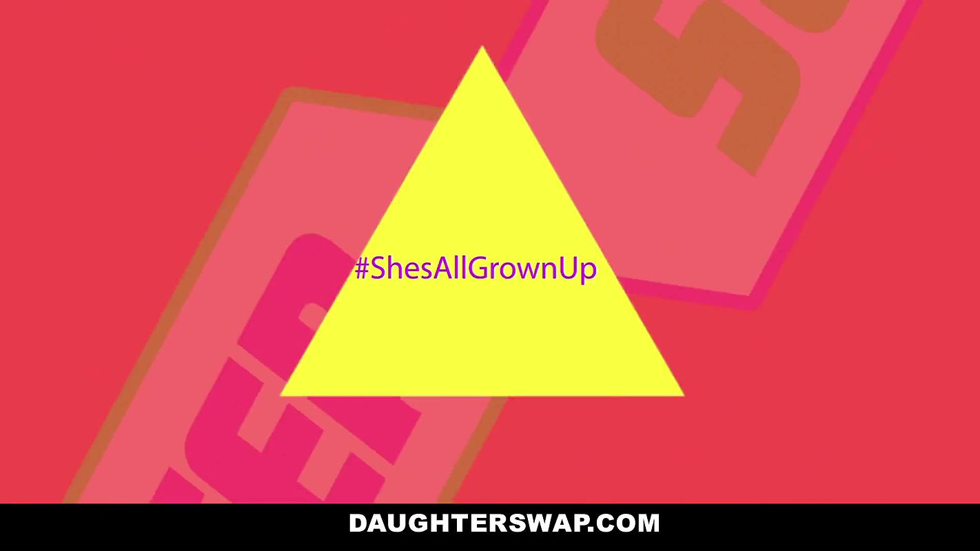 Skinny babe Jayden Black gets her pussy a real big cock