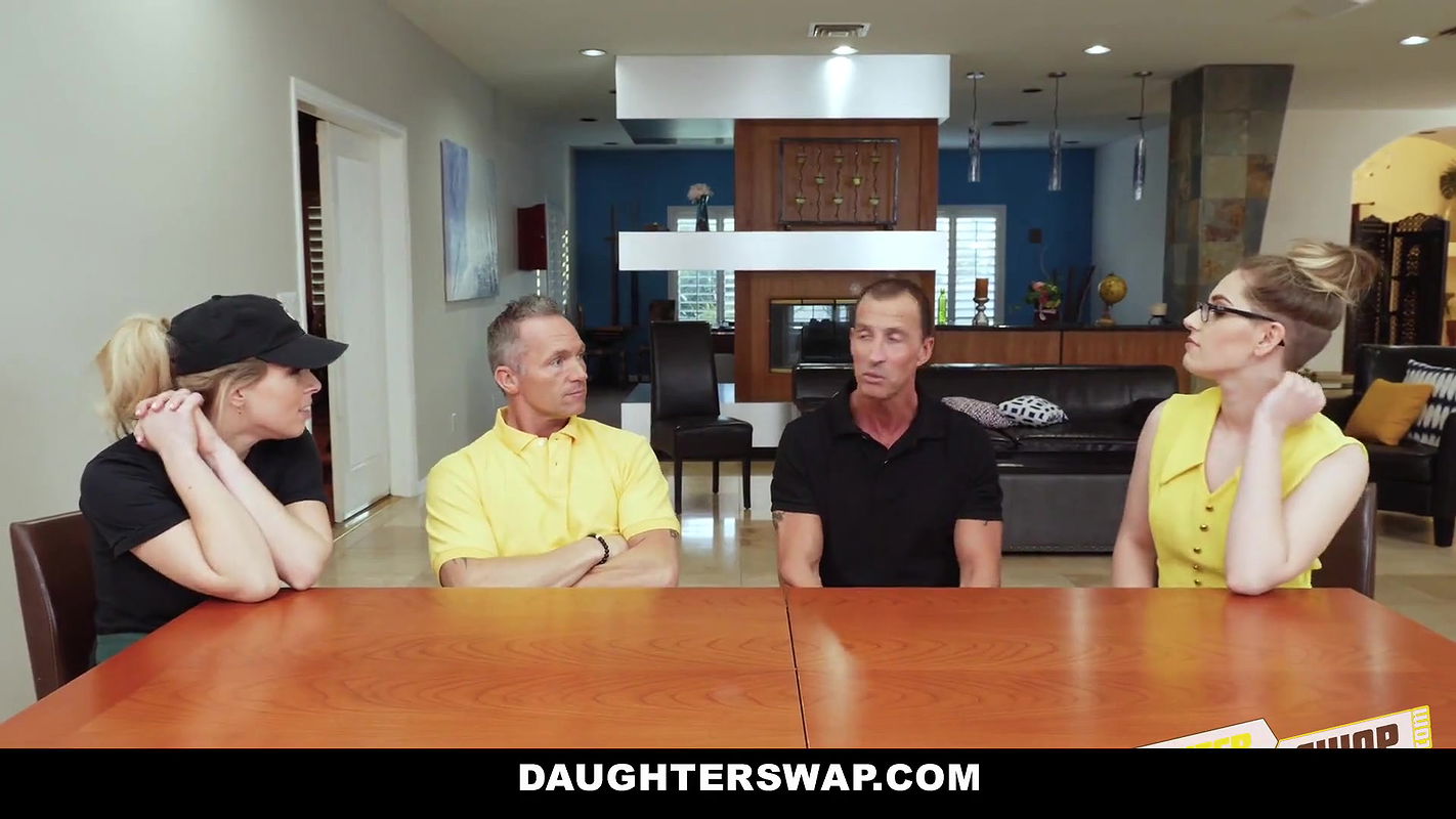 TeamSkeet – Pretty Babe Niki Snow Loves Sucking Big Dick And Fucking Big Dick