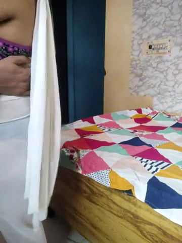 Honey Moon Solo Show