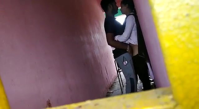 Clg lovers having