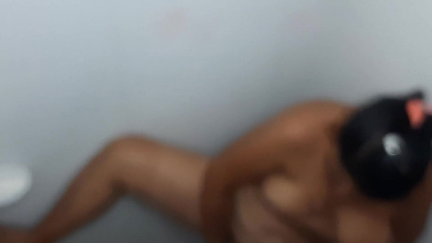 I Record Aly While She Is Taking a Shower, She Is Very Beautiful!