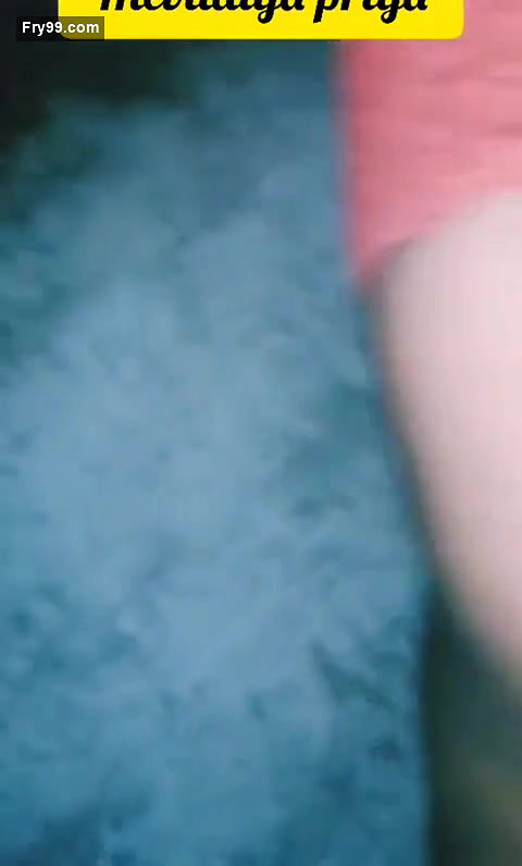 Sexy Tamil Girl Shows her Boobs and Pussy