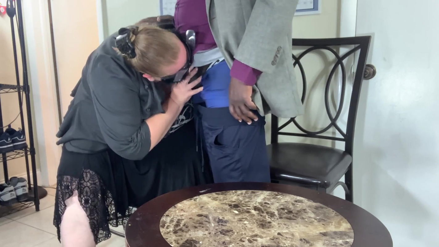 Business Meeting Turned Into Black Cock Blowjob By SSBBW Blonde Milf With Boss Eating Pussy In Office