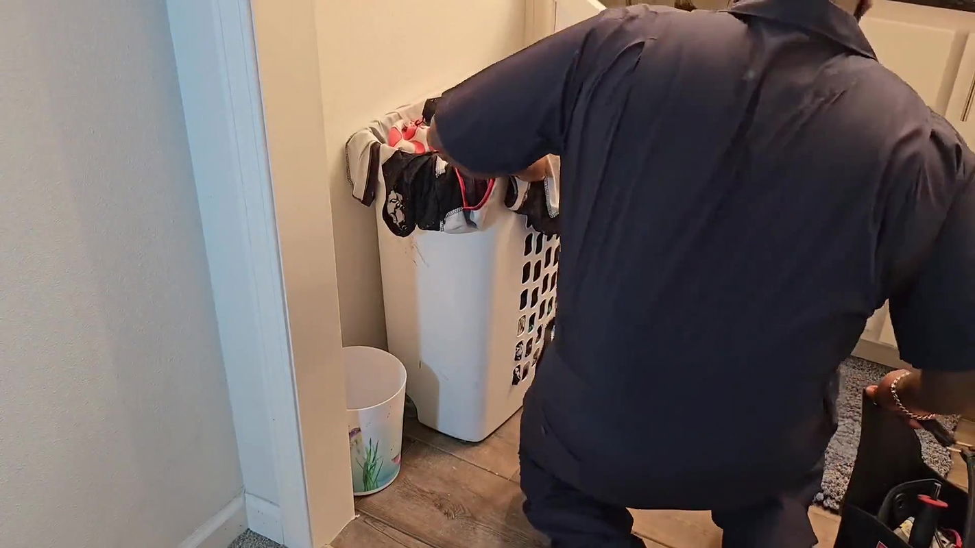 Caught Perverted Plumber Sniffing My Dirty Panty in Bathroom, and He Ended up Cumming on My Face