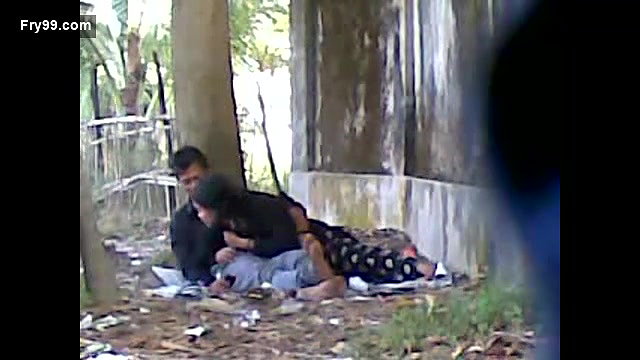 Indian Teen Blowjob In Park – Movies