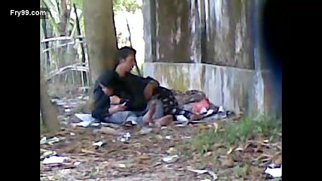 Indian Teen Blowjob In Park – Movies