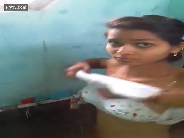 Indian Babe Selfie In Shower – Movies