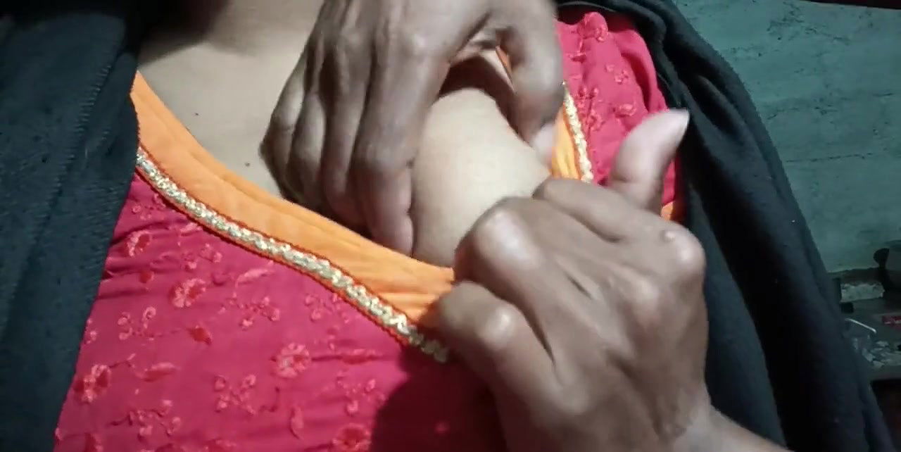 Very hot girl I want Fuck with my sister in law first time very hot sexy baby queen4desi