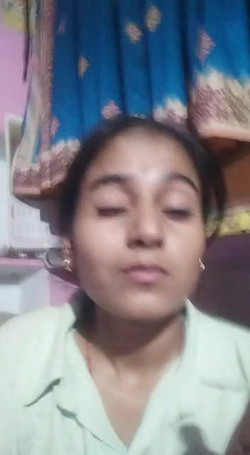 Desi girl making video for lover