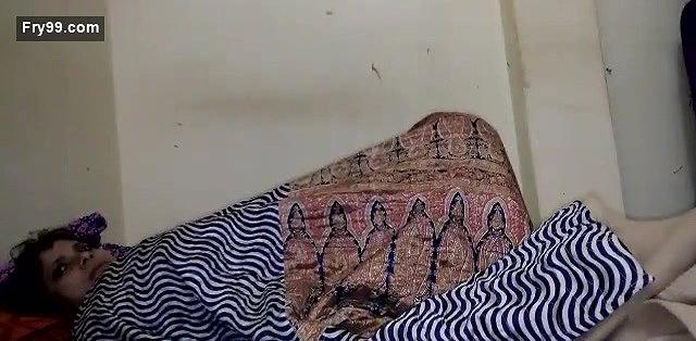 DESI WIFE GETTING POUNDED FROM BEHIND