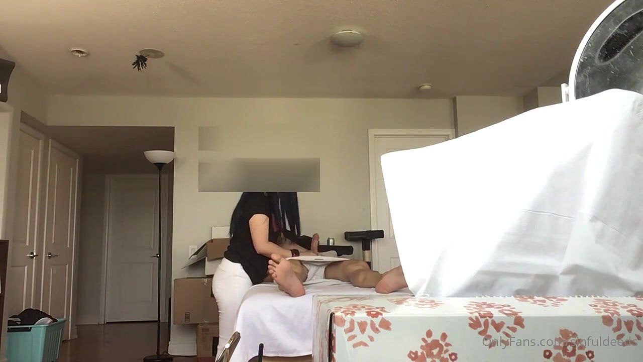 Asian Hot masseuse (12)