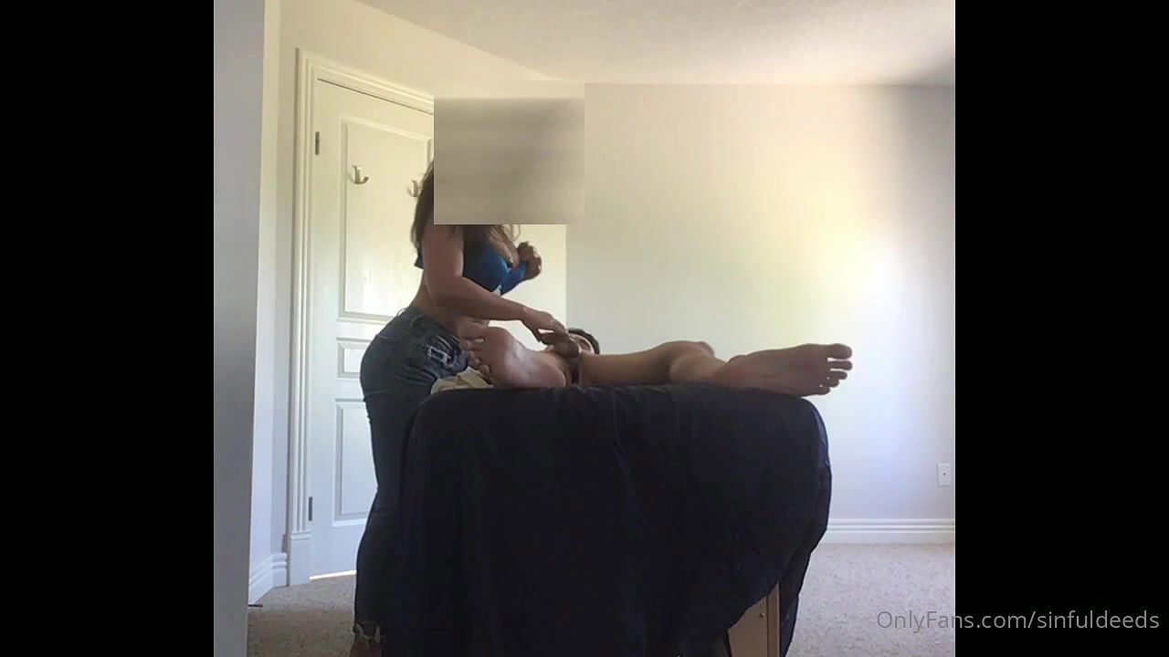 Asian Hot masseuse (15)